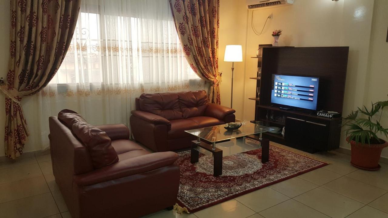 Residences Hotelieres Micheline Et Emile Bastos Yaoundé Kültér fotó