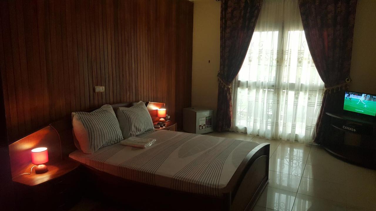 Residences Hotelieres Micheline Et Emile Bastos Yaoundé Kültér fotó