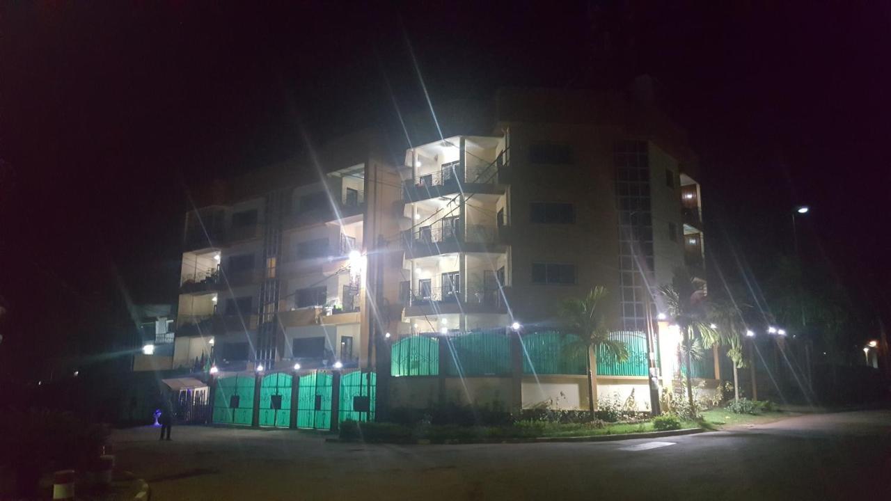 Residences Hotelieres Micheline Et Emile Bastos Yaoundé Kültér fotó
